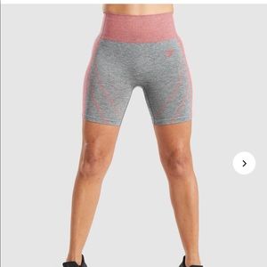 NWOT GYMSHARK AMPLIFY SHORTS